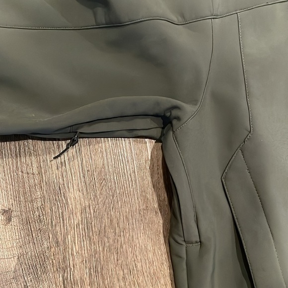 Merrell Soft Shell Olive Green Jacket - Picture 7 of 8